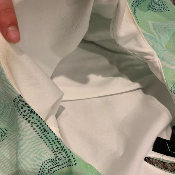 BCX Green Geometric Sheer Top - Picture 9 of 11